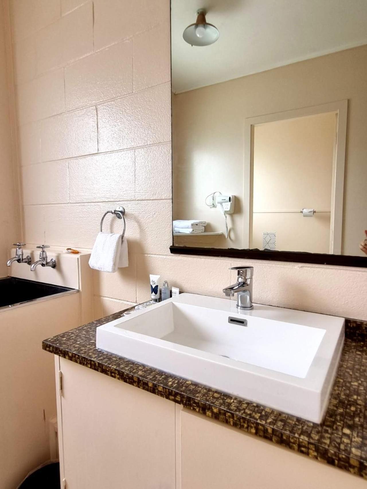 Cedar Lodge Motel Hamilton Zewnętrze zdjęcie